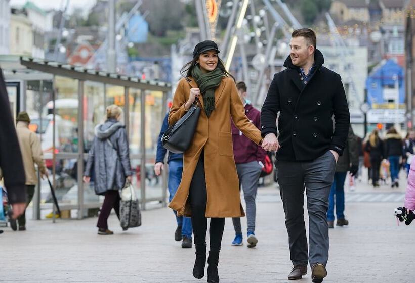 酒店 Cork International