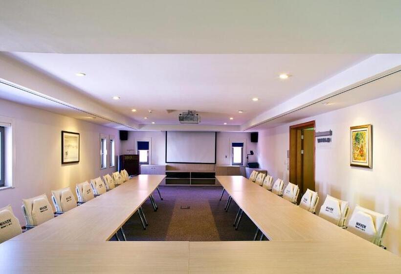 هتل Divan Bodrum Palmira