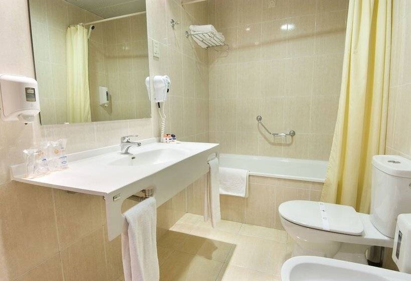 هتل Eurosol Gouveia