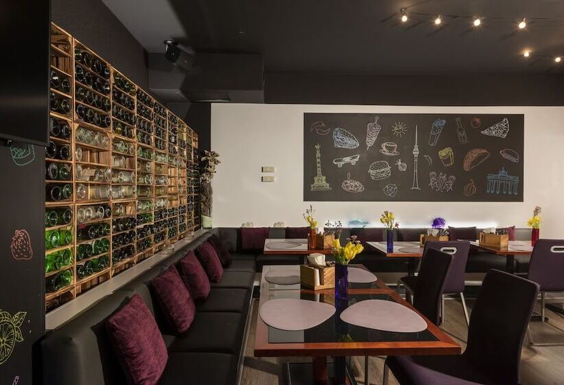 Отель Greet Berlin Alexanderplatz