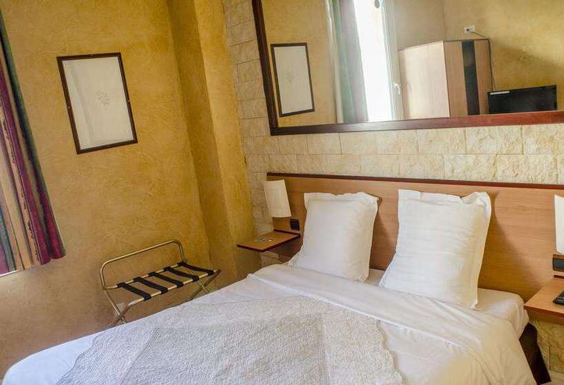 בית מלון כפרי Hôtel Bosquet Pau Centre