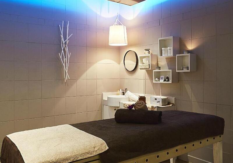 فندق Hôtel Cosmos & Spa