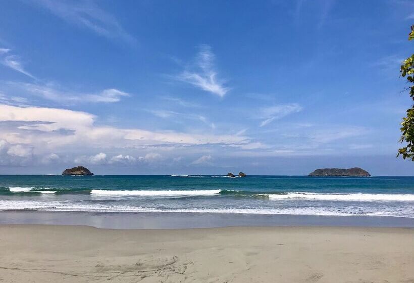 هتل Playa Espadilla & Gardens