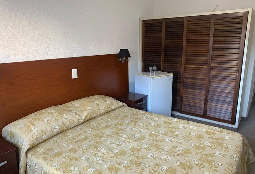 هتل Punta Del Este Shelton