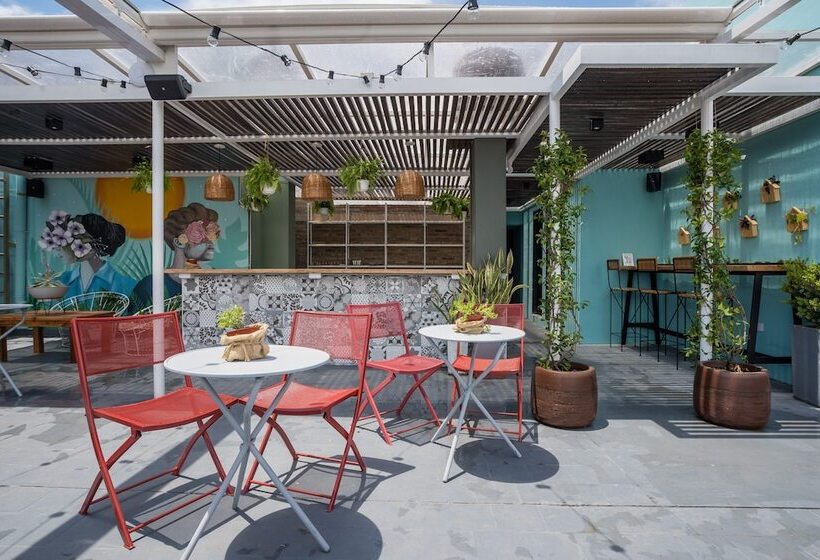 בית מלון כפרי Socialtel Palermo   Formerly Selina Palermo