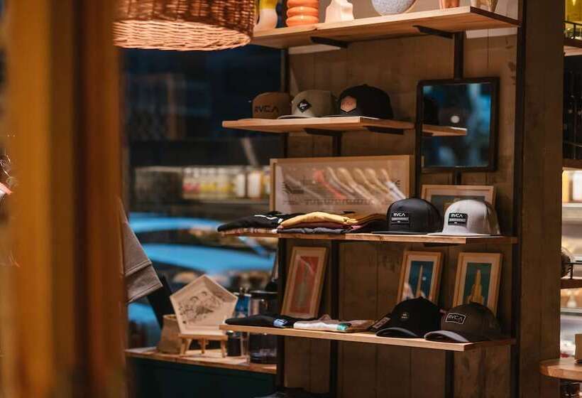 בית מלון כפרי Socialtel Palermo   Formerly Selina Palermo