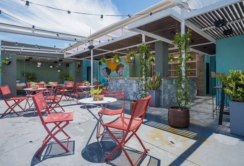 בית מלון כפרי Socialtel Palermo   Formerly Selina Palermo