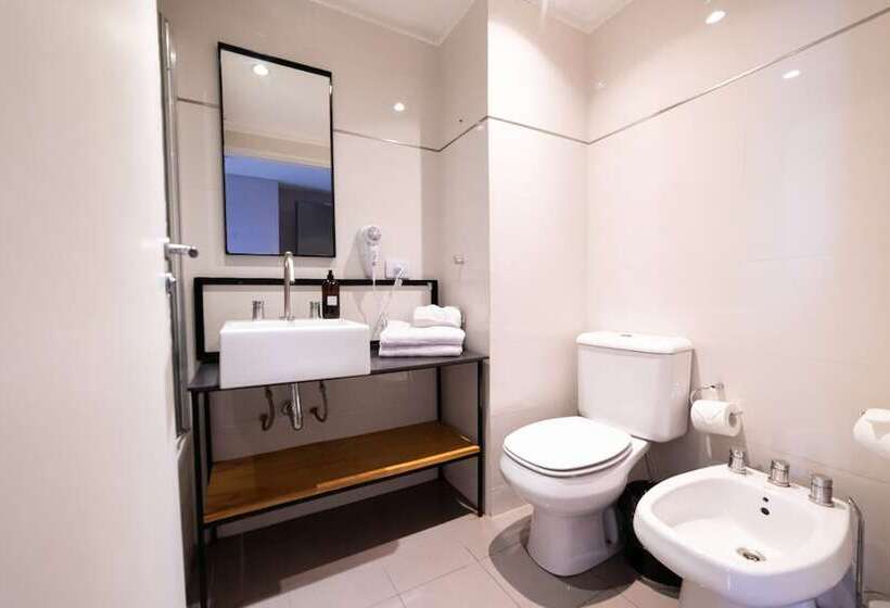 בית מלון כפרי Socialtel Palermo   Formerly Selina Palermo