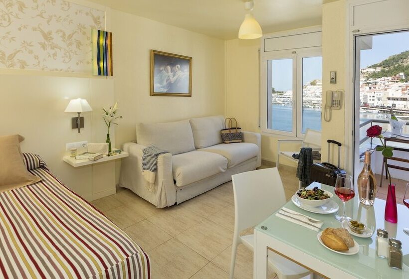 هتل Spa Cap De Creus