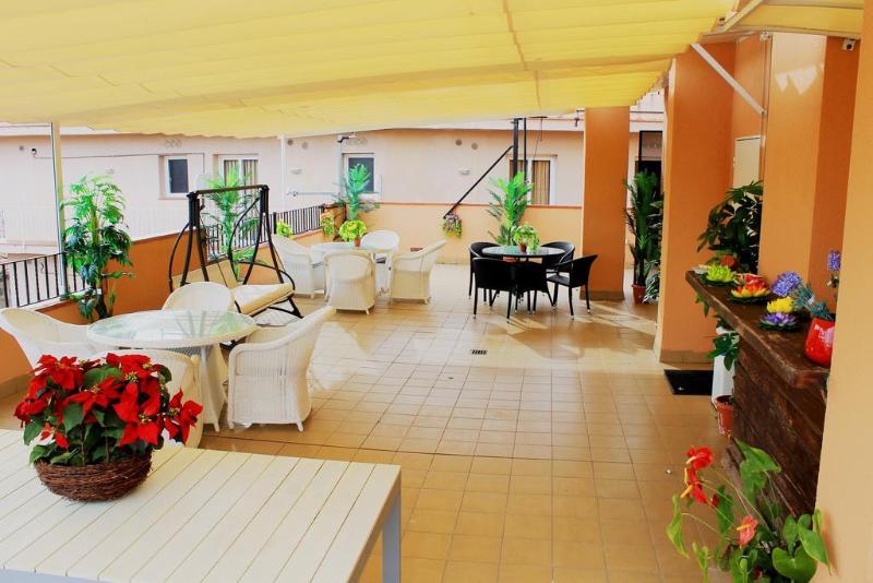 Royal Inn Apart