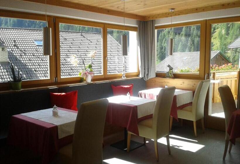 Bed and Breakfast Cafe Schneider
