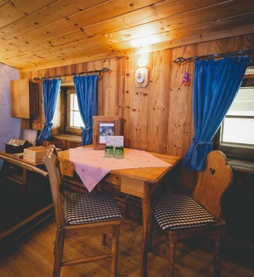 בית מלון כפרי Roanwirt