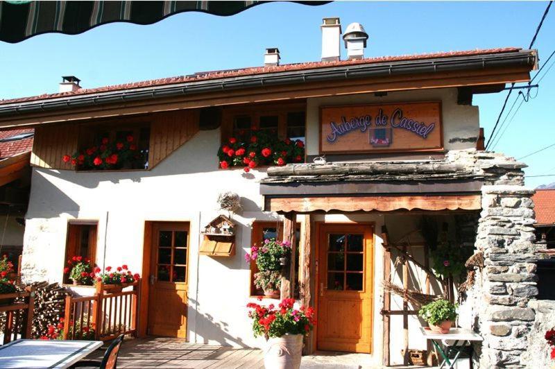 مبيت وإفطار Auberge De Cassiel