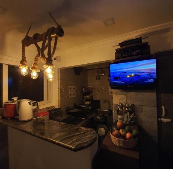 민박 Little Island