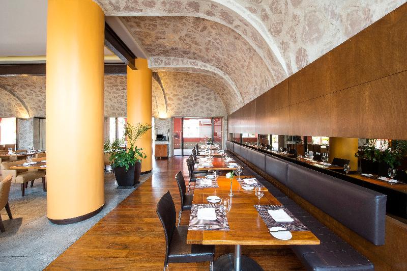 Отель Grand Fiesta Americana Queretaro