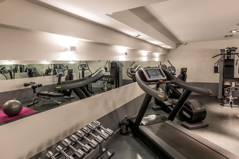Kube Hotel Paris