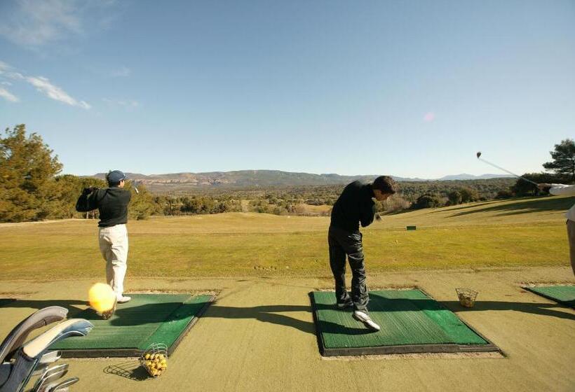 هتل Domaine De Saint Endréol Golf & Spa Resort