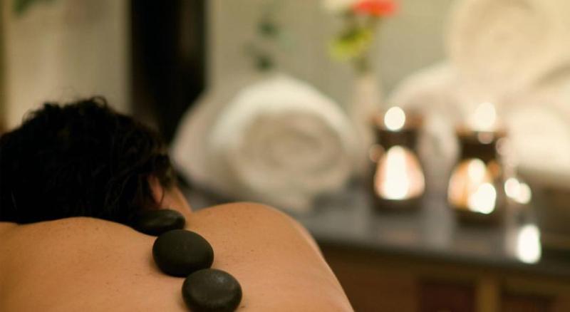 فندق Macdonald Crutherland House