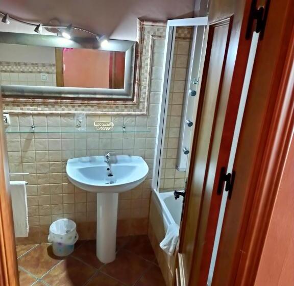 Hotel Rural Real De Laroles Nevada Bike And Treeking