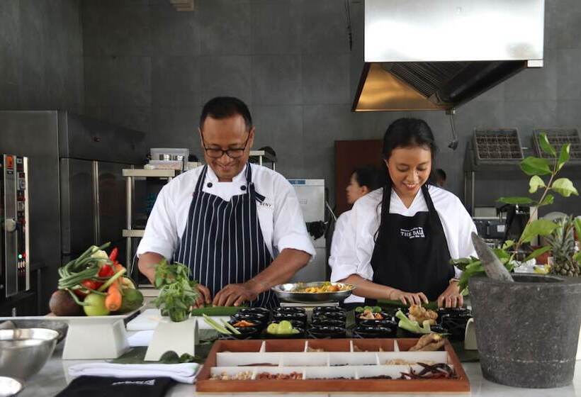 هتل The Bale Nusa Dua By Lifestyleretreats