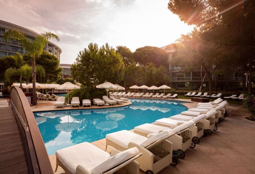 Calista Luxury Resort