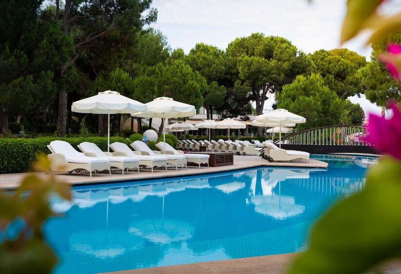 Calista Luxury Resort