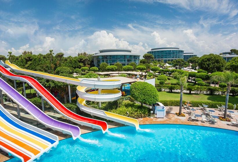 Calista Luxury Resort