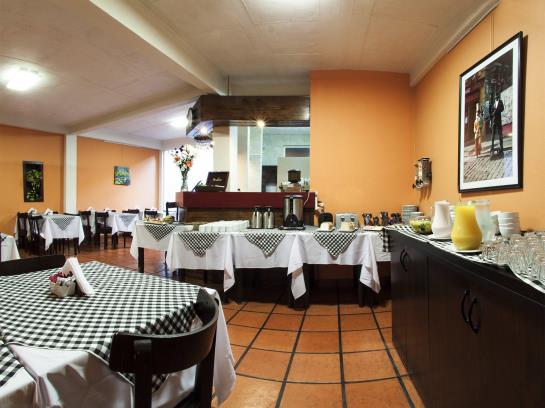 هتل Bohemia Buenos Aires