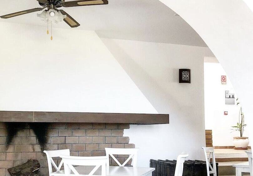 בית מלון כפרי Cortijo El Paraiso