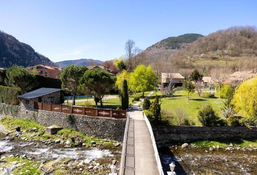 هتل De Camprodón