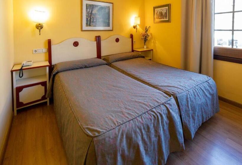 هتل De Camprodón