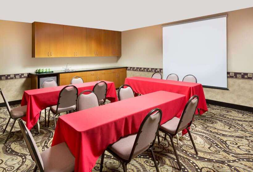 בית מלון כפרי Hawthorn Suites By Wyndham Rancho Cordova/folsom