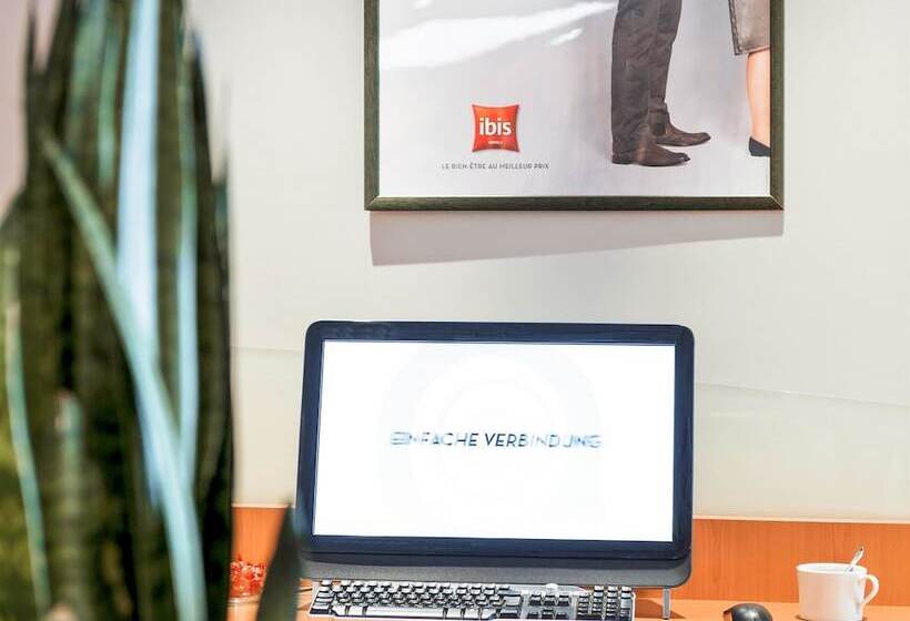 هتل Ibis Cannes Mandelieu