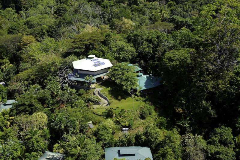 בית מלון כפרי La Cusinga Eco Lodge