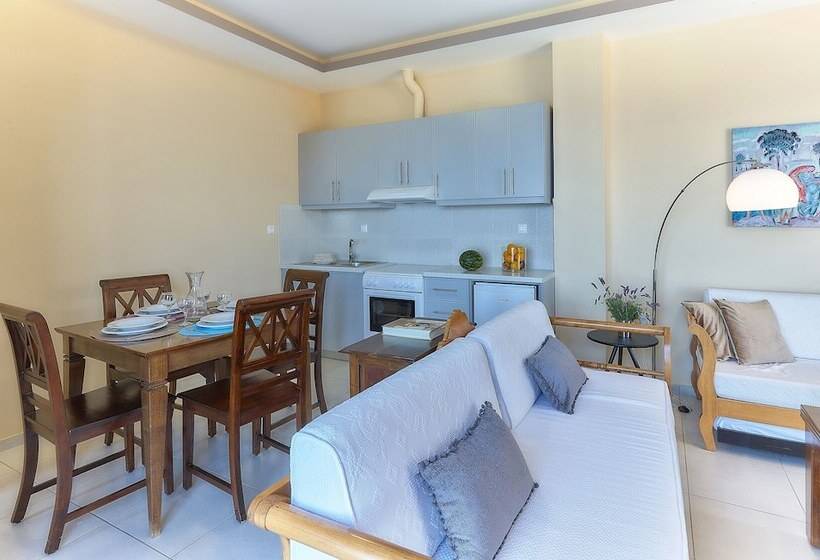 酒店 Nymphes Luxury Apartments