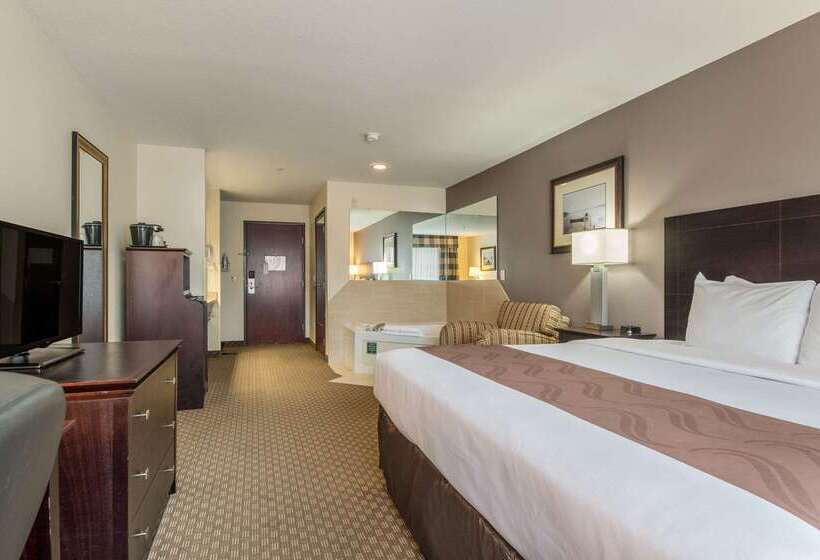 호텔 Quality Inn