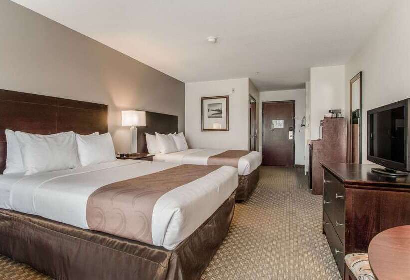 호텔 Quality Inn