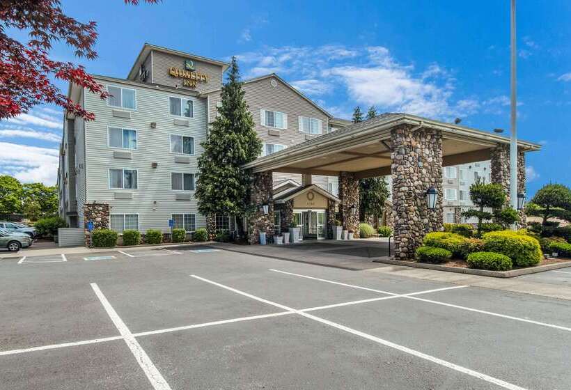 호텔 Quality Inn
