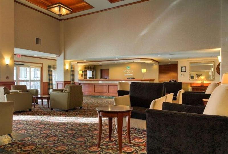 호텔 Quality Inn