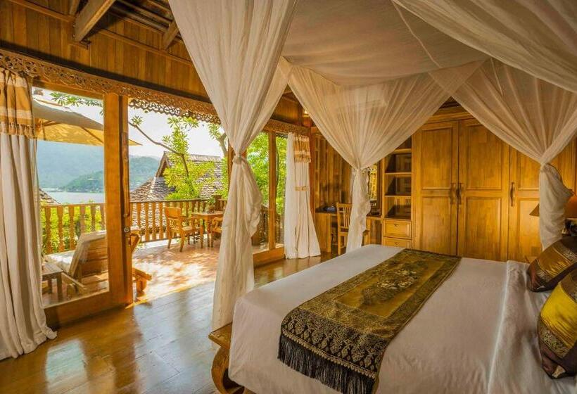 هتل Santhiya Koh Phangan Resort And Spa