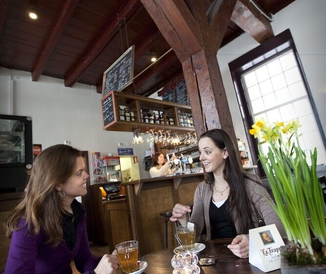 هتل Stayokay Hostel Utrecht   Bunnik