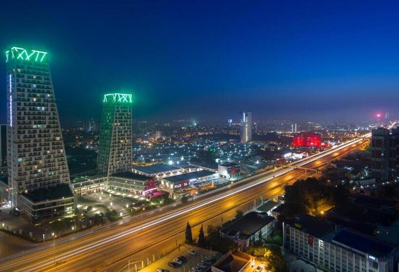 ホテル Titanic Business Kartal