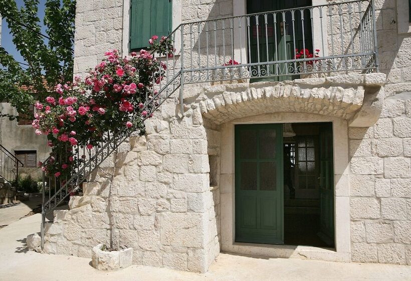 בית מלון כפרי Villa Rustica Dalmatia Apartments