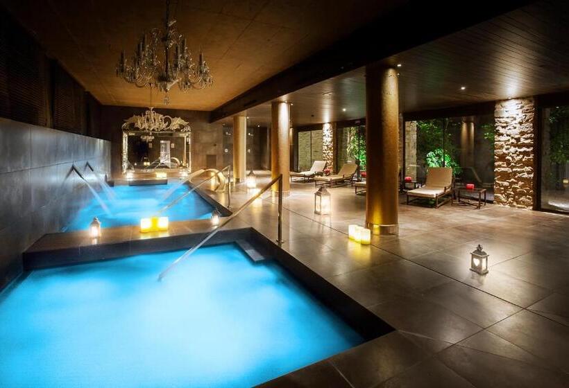 فندق Castillo de Gorraiz & Spa