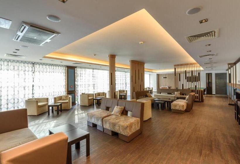 هتل Lion Sunny Beach