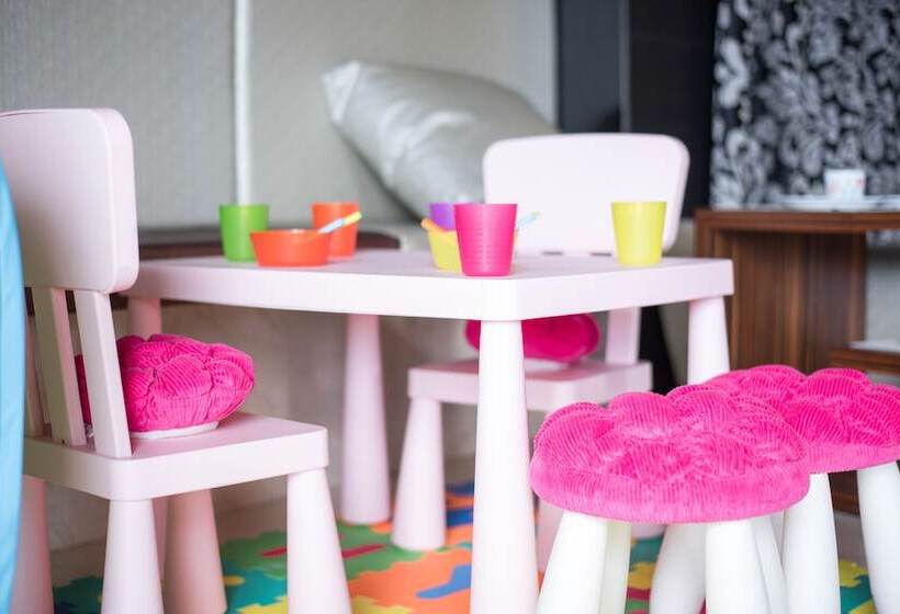 هتل Petit Palace Tamarises