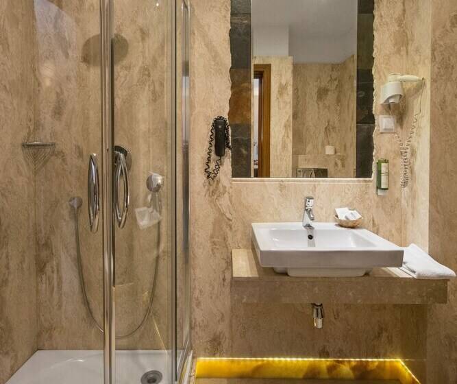 בית מלון כפרי Rubinstein