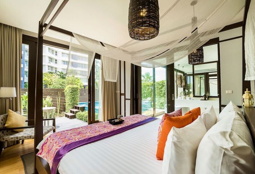 בית מלון כפרי The Rock Hua Hin Beachfront Spa Resort
