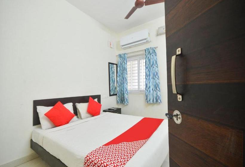 فندق Flagship 77505 Nakshatra Residency