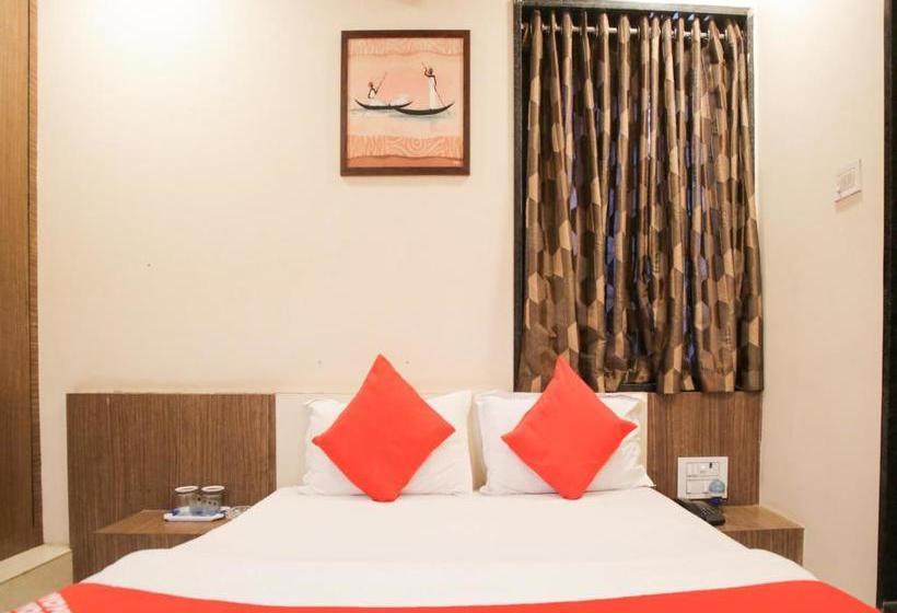 호텔 Oyo 77228 Hgc Comfort Room S